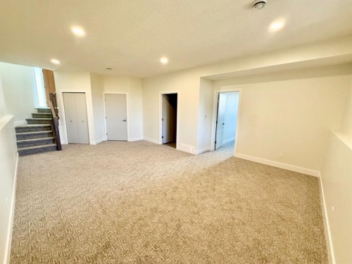 124 Trestle Place, Hinton, AB - Indoor Photo Showing Other Room