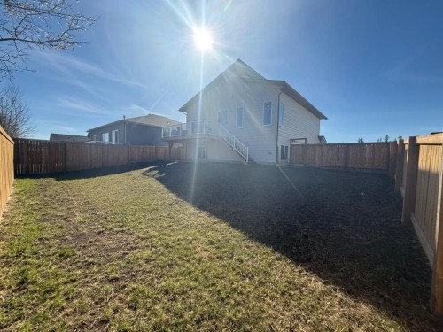 124 Trestle Place, Hinton, AB - Outdoor