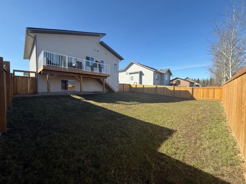 124 Trestle Place, Hinton, AB - Outdoor With Deck Patio Veranda