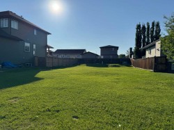 804 10 Street SE Slave Lake, AB T0G 2A3