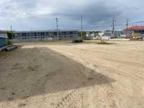 121 1 Avenue, Fox Creek, AB 