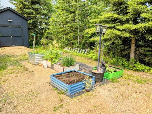 4 4A Street West, Faust, AB - Outdoor