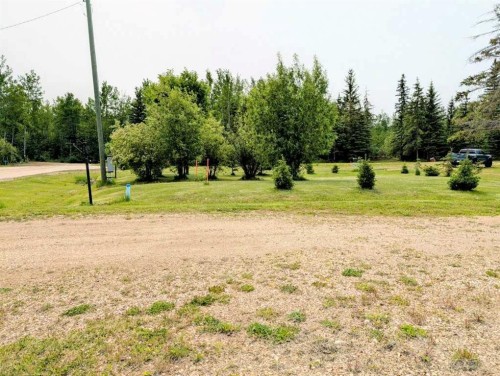 4 4A Street West, Faust, AB - Outdoor
