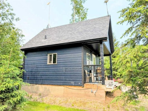 4 4A Street West, Faust, AB - Outdoor