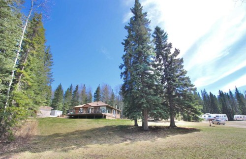 779 Mackeny Street, Hinton, AB 