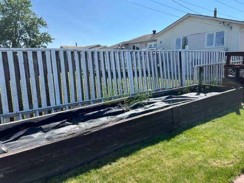 500 8 Street, Fox Creek, AB - Outdoor