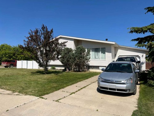 500 8 Street, Fox Creek, AB - Outdoor