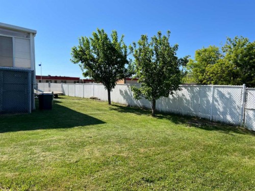 500 8 Street, Fox Creek, AB - Outdoor