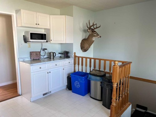 500 8 Street, Fox Creek, AB - Indoor