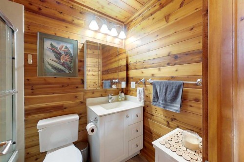 1 Johnson Drive, Marten Beach, AB - Indoor Photo Showing Bathroom