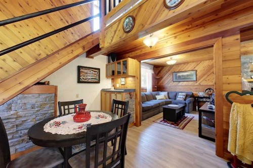 1 Johnson Drive, Marten Beach, AB - Indoor Photo Showing Dining Room