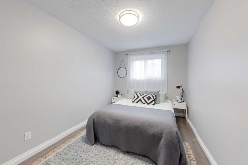 805 7 Avenue Sw, Slave Lake, AB - Indoor Photo Showing Bedroom