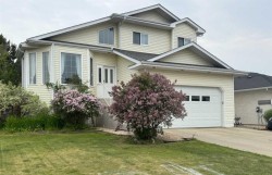 805 7 Avenue SW Slave Lake, AB T0G 2A4