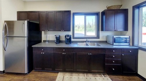 317 Rodeo Road, Edson, AB 