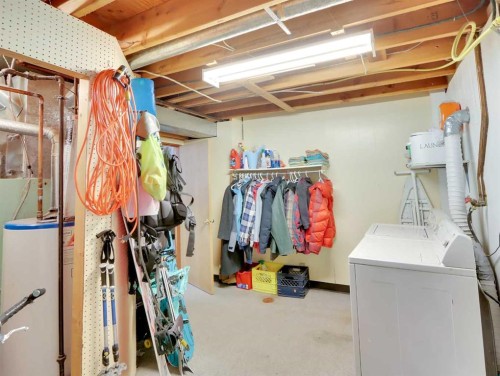 252 Three Sisters Drive, Canmore, AB - Indoor