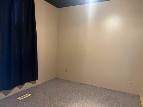 4805 17 Avenue, Edson, AB - Indoor Photo Showing Other Room