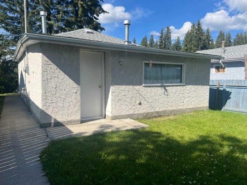 4805 17 Avenue, Edson, AB - Outdoor