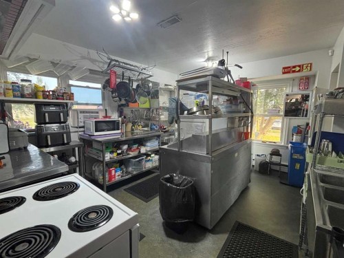 4752 50 Avenue, Whitecourt, AB 