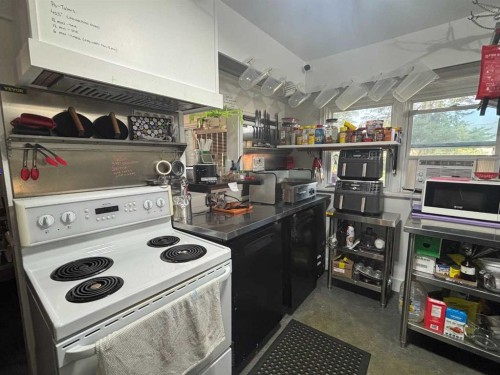 4752 50 Avenue, Whitecourt, AB 