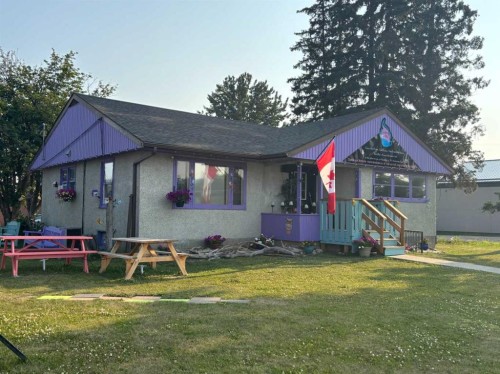 4752 50 Avenue, Whitecourt, AB 