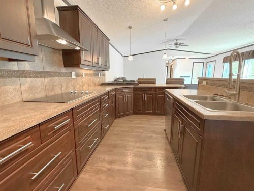 670051A Highway 813, Rural Athabasca County, AB - Indoor Photo Showing Kitchen With Double Sink