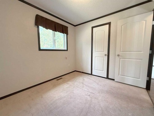 670051A Highway 813, Rural Athabasca County, AB - Indoor Photo Showing Other Room