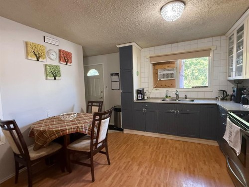 4817 42 Street, Athabasca, AB - Indoor