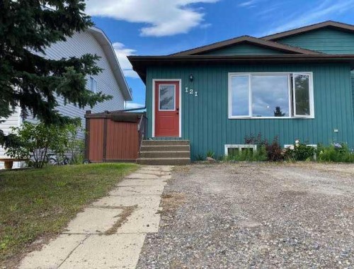 121 Sutherland Avenue, Hinton, AB - Outdoor