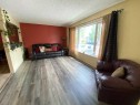 121 Sutherland Avenue, Hinton, AB  - Indoor Photo Showing Living Room 
