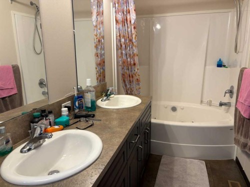 2600 Gooseberry Lane, Wabasca, AB - Indoor Photo Showing Bathroom