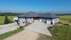57226A Range Road 81  Rural Lac Ste. Anne County, AB T0E 1N0