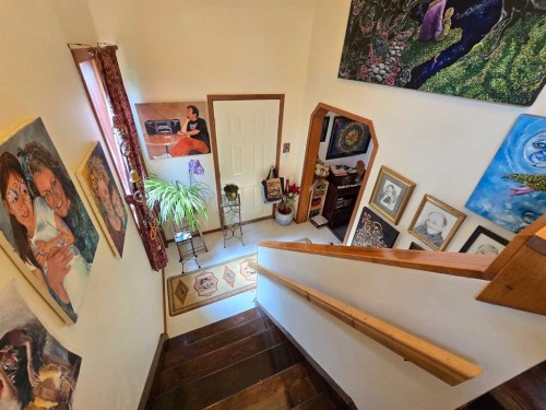 109 Main Street,-57115 Range Road 80, Rochfort Bridge, AB - Indoor Photo Showing Other Room