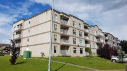 101-1615 41 Street  Edson, AB T7E 0A7