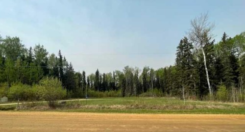 851 Wolf Trail, Sandy Lake, AB 