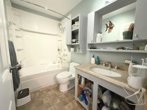 640002 Range Road 230.6, Rural Athabasca County, AB - Indoor Photo Showing Bathroom