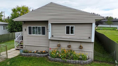 5124 8 Avenue, Edson, AB - Outdoor