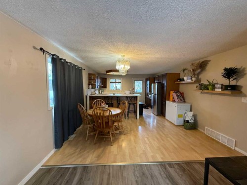 4810 16 Avenue, Edson, AB - Indoor Photo Showing Other Room