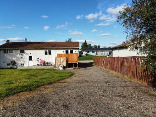 525 6 Avenue, Fox Creek, AB - Outdoor