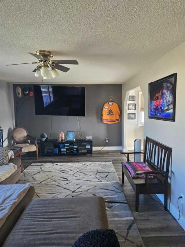 525 6 Avenue, Fox Creek, AB - Indoor Photo Showing Other Room