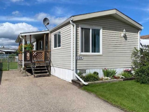 126 NICKERSON Avenue  Hinton, AB T7V 1A4