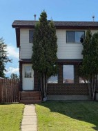 40 Cochrane Road  Whitecourt, AB T7S 1C2