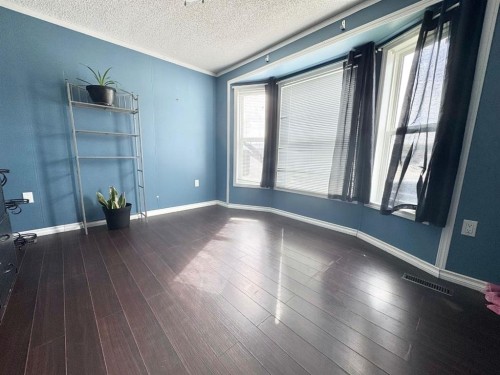 28 Keystone Place, Whitecourt, AB 