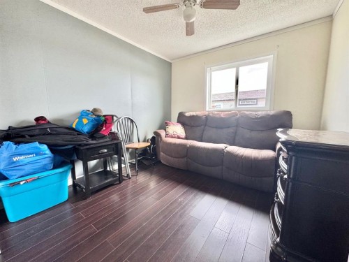 28 Keystone Place, Whitecourt, AB 