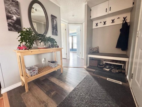 28 Keystone Place, Whitecourt, AB 