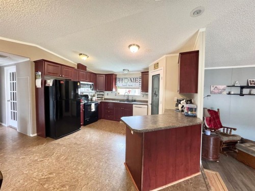 28 Keystone Place, Whitecourt, AB 