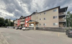 206-109 Seabolt Drive  Hinton, AB T7V 1K2