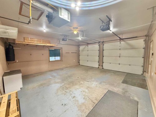 131 Tocher Avenue, Hinton, AB - Indoor Photo Showing Garage