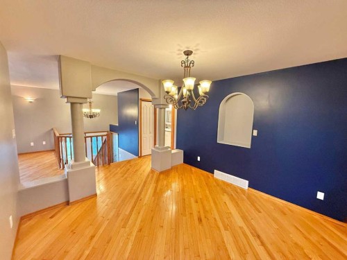 131 Tocher Avenue, Hinton, AB - Indoor Photo Showing Other Room