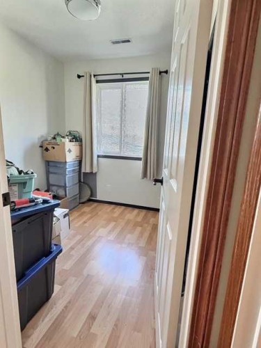 800 Connaught Drive, Jasper, AB - Indoor Photo Showing Other Room