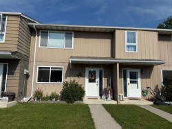 324-457 COLLINGE Road  Hinton, AB T7V 1K8